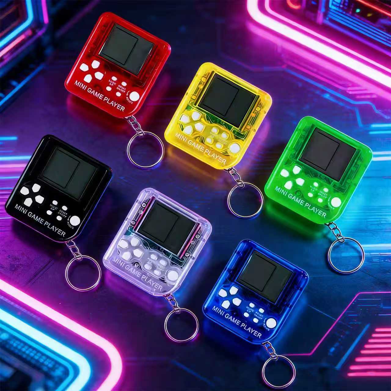 Retro Mini Handheld Game Conso - огляд і ціна Gaming Console Keychain